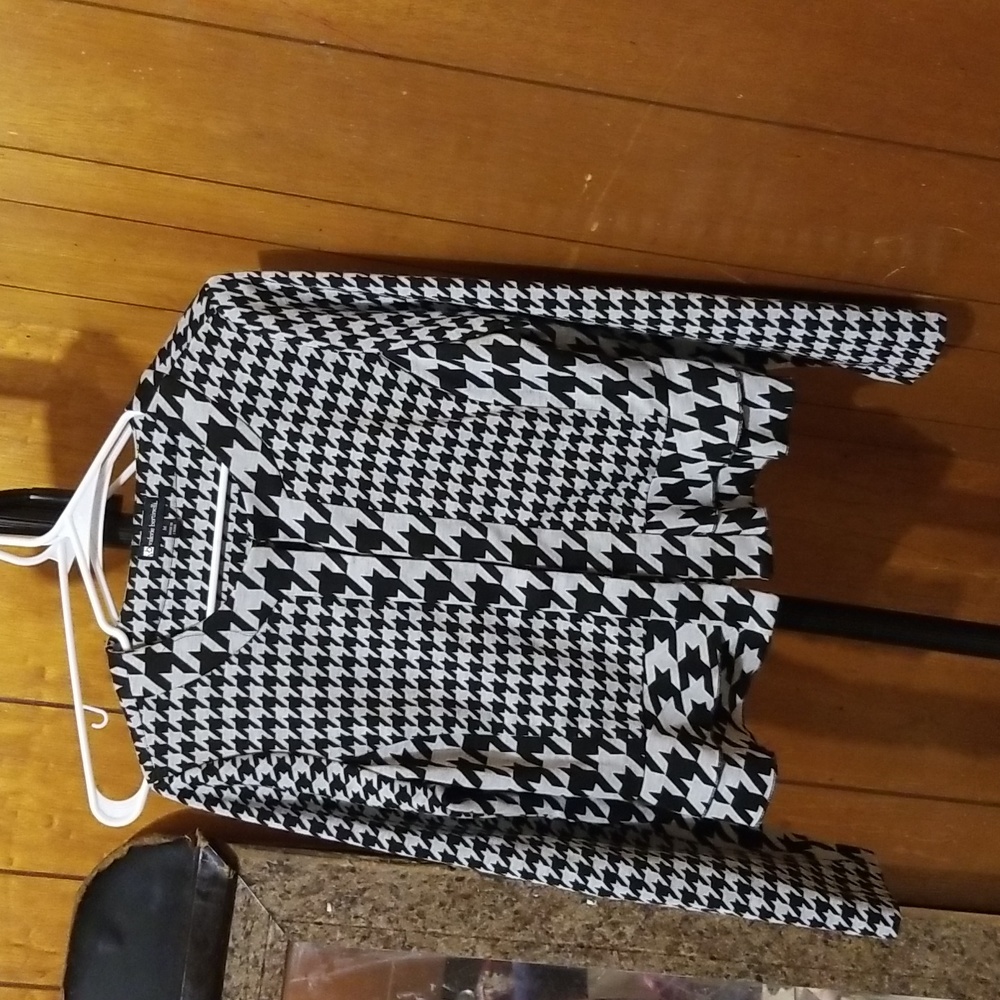 Valerie Bertinelli jacket